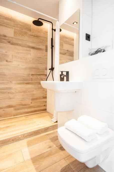 Apartamento Unique With Stunning View & Netflix Varsovia